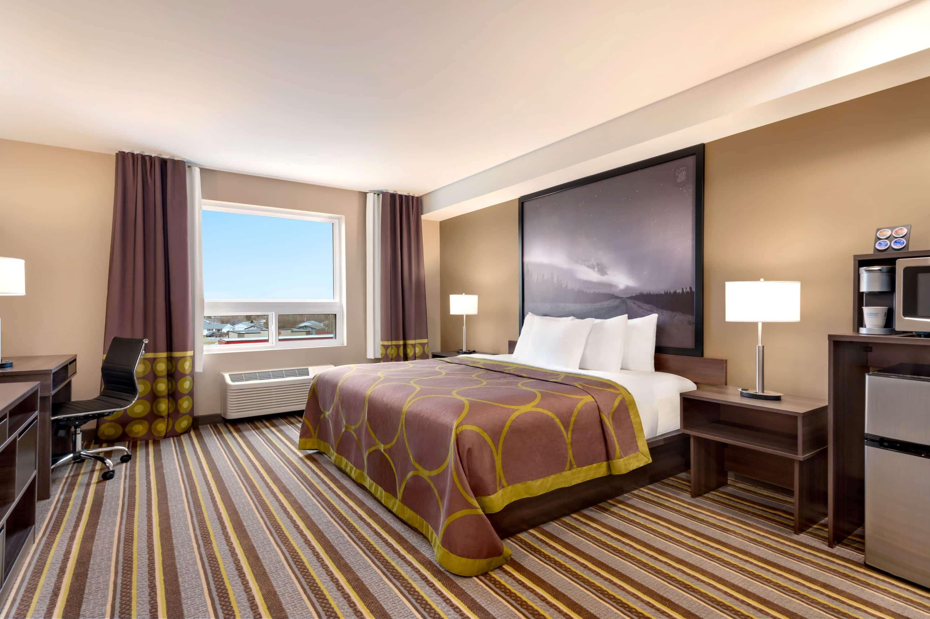 Super 8 By Wyndham Thompson Otel Dış mekan fotoğraf